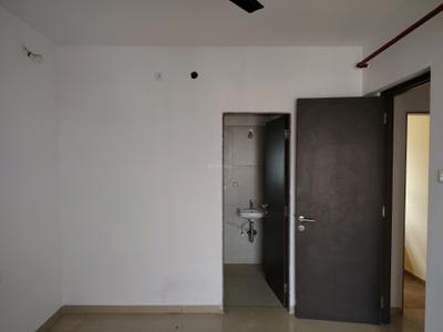 Bedroom Image of 910 Sq.ft 2 BHK Apartment / Flat for rent in Haware Citi, Kasarvadavali Thane for Rs. 20358