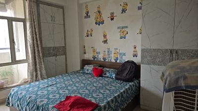 Bedroom Image of 1050 Sq.ft 2 BHK Apartment / Flat for rent in Gaurs Gaur Global Village, Crossings Republik Ghaziabad for Rs. 26000