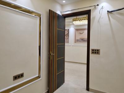 Bedroom Image of 900 Sq.ft 3 BHK Apartment / Flat for sale in Hans Luxury Floor, Razapur Khurd New Delhi for Rs. 6000000