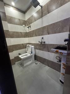 Bathroom Image of 600 Sq.ft 1 BHK Builder Floor for rent in Dwarka Mor New Delhi for Rs. 10000