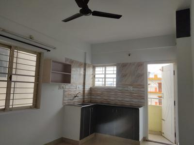 Kitchen Image of 550 Sq.ft 1 BHK Independent House for rent in HSR Layout Bengaluru for Rs. 20000