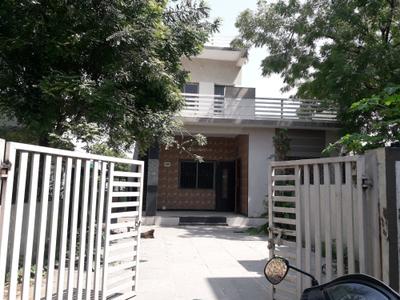 Building Image of 2000 Sq.ft 2 BHK Independent House for rent in Ghodasar Ahmedabad for Rs. 16000
