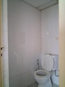 Common Bathroom Image of 1150 Sq.ft 2.5 BHK Apartment / Flat for sale in Supertech Cape Town, Sector 74 Noida for Rs. 11900000