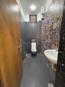 Bathroom Image of 1208 Sq.ft 2 BHK Builder Floor for rent in Vijay Nagar Indore for Rs. 21000