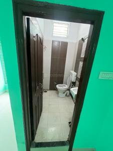 Bathroom Image of 750 Sq.ft 3 BHK Independent House for rent in Limbodi Indore for Rs. 17000