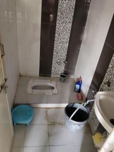 Common Bathroom Image of 1035 Sq.ft 2 BHK Apartment / Flat for sale in Gota Ahmedabad for Rs. 4700000