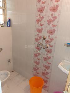 Bathroom Image of 700 Sq.ft 2 BHK Apartment / Flat for sale in Patliputra Colony Patna for Rs. 4500000