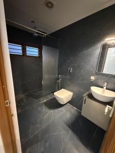 Bathroom Image of 2800 Sq.ft 4 BHK Independent House for sale in Kakkanad Kochi for Rs. 18500000