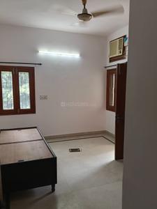 Hall Image of 1500 Sq.ft 3 BHK Apartment / Flat for rent in Alaknanda New Delhi for Rs. 69000