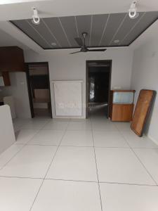 Living Room Image of 1050 Sq.ft 3 BHK Apartment / Flat for rent in J CON Shubh Gruh, Tulsi Park Rajkot for Rs. 25000