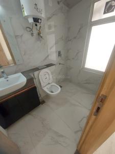 Bathroom Image of 1670 Sq.ft 3 BHK Apartment / Flat for sale in M3M Marina, Sector 68 Gurgaon for Rs. 22500000