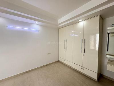 Bedroom Image of 1800 Sq.ft 3 BHK Builder Floor for rent in Green Park New Delhi for Rs. 120000