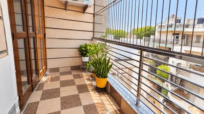 Balcony Image of 1750 Sq.ft 4 BHK Apartment / Flat for sale in Sector 30 Gurgaon for Rs. 18100000