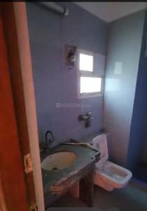 Bathroom Image of 2200 Sq.ft 3.5 BHK Apartment / Flat for sale in Salt Lake City Kolkata for Rs. 33000000