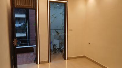 Bedroom Image of 1450 Sq.ft 3 BHK Apartment / Flat for sale in Indirapuram Ghaziabad for Rs. 10800000