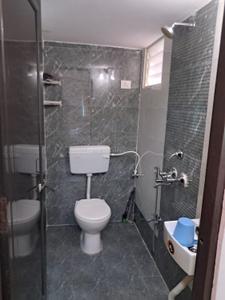 Bathroom Image of 750 Sq.ft 2 BHK Independent House for rent in Kolar Road Bhopal for Rs. 20000