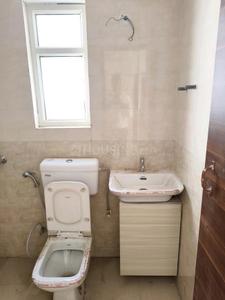 Bathroom Image of 860 Sq.ft 3 BHK Apartment / Flat for sale in ROF Amaltas, Sector 92 Gurgaon for Rs. 7100000