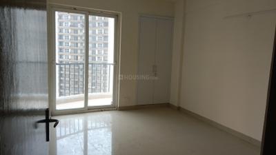 Bedroom Image of 1575 Sq.ft 3 BHK Apartment / Flat for sale in Amrapali Heartbeat City, Sector 107 Noida for Rs. 16500000