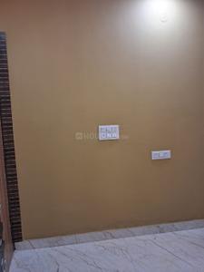 Bedroom Image of 720 Sq.ft 2 BHK Builder Floor for sale in Krishna Nagar New Delhi for Rs. 8500000