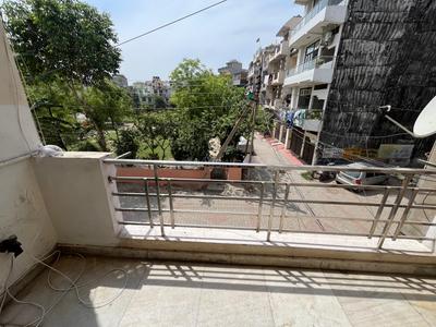 Balcony Image of 950 Sq.ft 3 BHK Builder Floor for rent in Vasundhara Ghaziabad for Rs. 25000