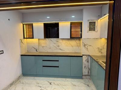 Kitchen Image of 1500 Sq.ft 3 BHK Apartment / Flat for sale in Sector 110 Noida for Rs. 5860000