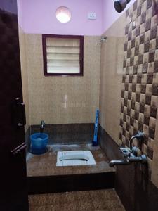 Bathroom Image of 790 Sq.ft 2 BHK Apartment / Flat for sale in Porur Chennai for Rs. 6800000