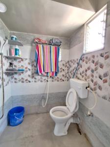 Bathroom Image of 980 Sq.ft 3 BHK Apartment / Flat for sale in Keshtopur Kolkata for Rs. 4750000
