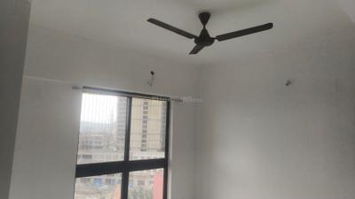 Bedroom Image of 750 Sq.ft 2 BHK Apartment / Flat for rent in Runwal Gardens Phase I, Dombivli East Thane for Rs. 16000