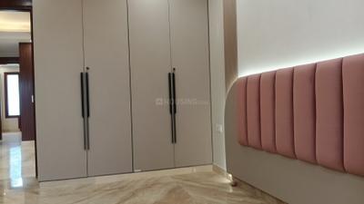Bedroom Image of 1350 Sq.ft 3 BHK Builder Floor for sale in Anand Vihar New Delhi for Rs. 24500000