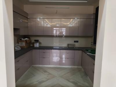 Kitchen Image of 3200 Sq.ft 3.5 BHK Builder Floor for rent in Sector 46 Noida for Rs. 70000