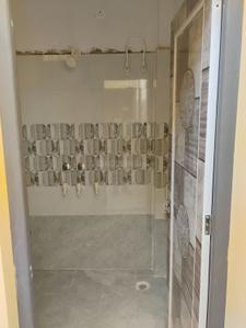 Bathroom Image of 1300 Sq.ft 2 BHK Independent House for rent in Guramba Lucknow for Rs. 13000