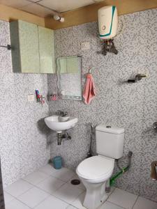 Bathroom Image of 2150 Sq.ft 3 BHK Builder Floor for rent in Sector 84 Faridabad for Rs. 23000