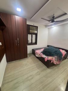 Bedroom Image of 650 Sq.ft 1 BHK Builder Floor for rent in Maurya Enclave, Pitampura New Delhi for Rs. 20000