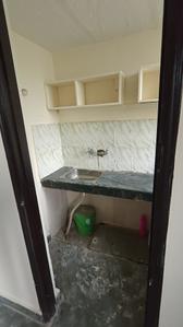 Kitchen Image of 594 Sq.ft 1 BHK Builder Floor for rent in Palam Vihar Gurgaon for Rs. 15000