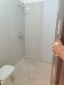 Bathroom Image of 1800 Sq.ft 2 BHK Builder Floor for rent in Palam Vihar Extension Gurgaon for Rs. 18000