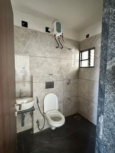 Bathroom Image of 963 Sq.ft 2 BHK Apartment / Flat for rent in Agora City Centre, Karelibagh Vadodara for Rs. 28000