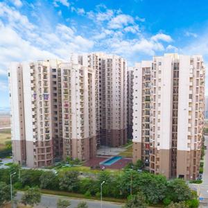 Image of 1000 Sq.ft 3 BHK Apartment / Flat for sale in Aditya Luxuria Estate, Bamheta Village, Ghaziabad for Rs. 7792701