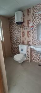 Bathroom Image of 1700 Sq.ft 3 BHK Apartment / Flat for sale in Purvanchal Royal City, Chi V Greater Noida for Rs. 18500000