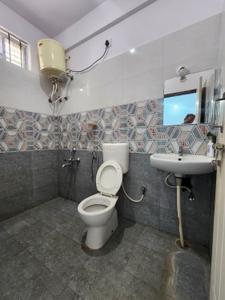 Bathroom Image of 250 Sq.ft 1 RK Independent House for rent in BTM Layout 2nd Stage Bengaluru for Rs. 10000