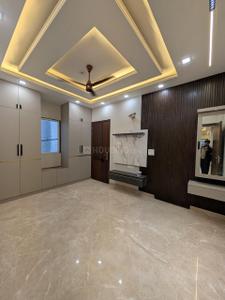 Bedroom Image of 900 Sq.ft 2 BHK Builder Floor for rent in Rajouri Garden New Delhi for Rs. 40000