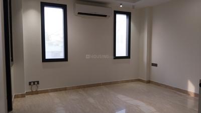 Bedroom Image of 3000 Sq.ft 4 BHK Builder Floor for rent in Safdarjung Enclave New Delhi for Rs. 250000