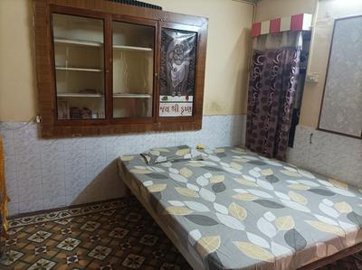 Bedroom Image of 650 Sq.ft 4 BHK Independent House for sale in Kadiawad Jamnagar for Rs. 3000000