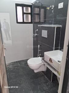 Bathroom Image of 802 Sq.ft 2 BHK Apartment / Flat for sale in Bhawna City Phase 2, Shastripuram Agra for Rs. 3800000