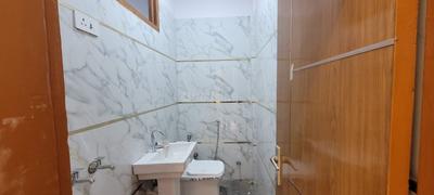 Image of 1650 Sq.ft 3 BHK Apartment / Flat for sale in Vasundhara, Ghaziabad for Rs. 17500000