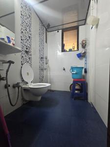 Bathroom Image of 2250 Sq.ft 4 BHK Apartment / Flat for sale in Kalwa Thane for Rs. 35000000
