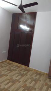 Bedroom Image of 1250 Sq.ft 2 BHK Builder Floor for rent in Gomti Nagar Lucknow for Rs. 17000