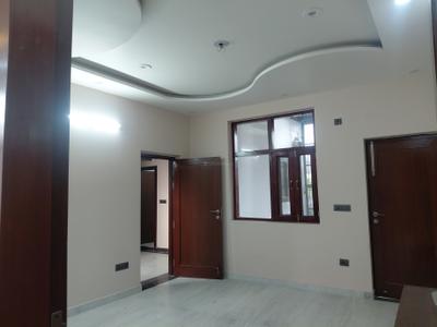 Bedroom Image of 3100 Sq.ft 3 BHK Builder Floor for rent in Sector 46 Noida for Rs. 70000