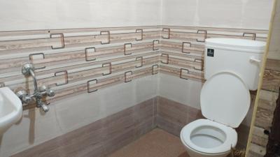 Image of 1000 Sq.ft 2 BHK Apartment / Flat for sale in NGO Colony, Guntur for Rs. 3900000