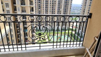 Image of 1261 Sq.ft 3 BHK Apartment / Flat for sale in Prateek Grand City, Siddharth Vihar, Ghaziabad for Rs. 15500000