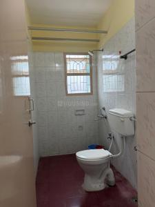 Bathroom Image of 1101 Sq.ft 2 BHK Apartment / Flat for rent in T Nagar Chennai for Rs. 50001